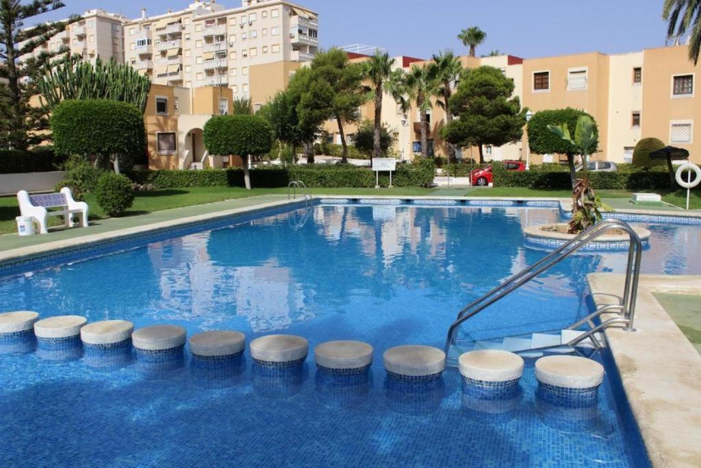 059 Bungalow Torrelamata Торевьиа Экстерьер фото