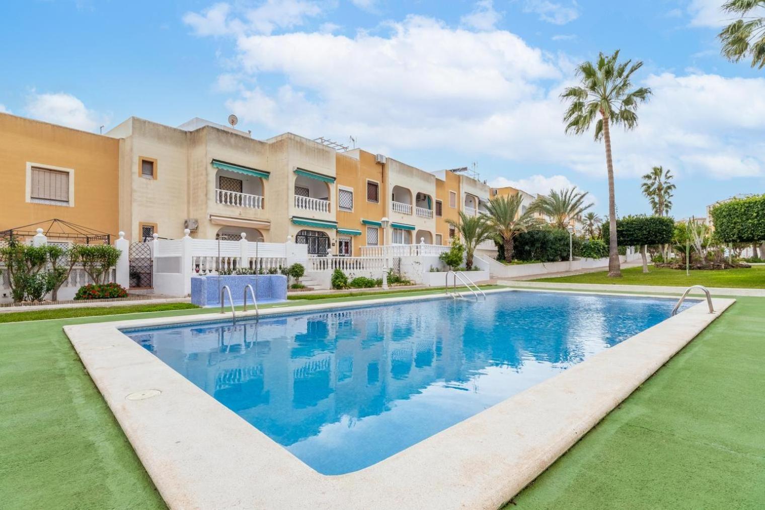 059 Bungalow Torrelamata Торевьиа Экстерьер фото